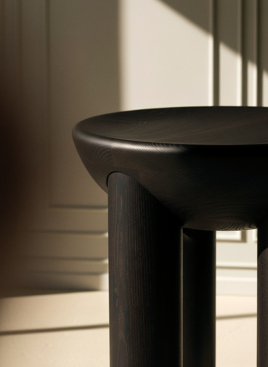 AI Crafted Photography by DALY Paris based studio - Freyja table Noom